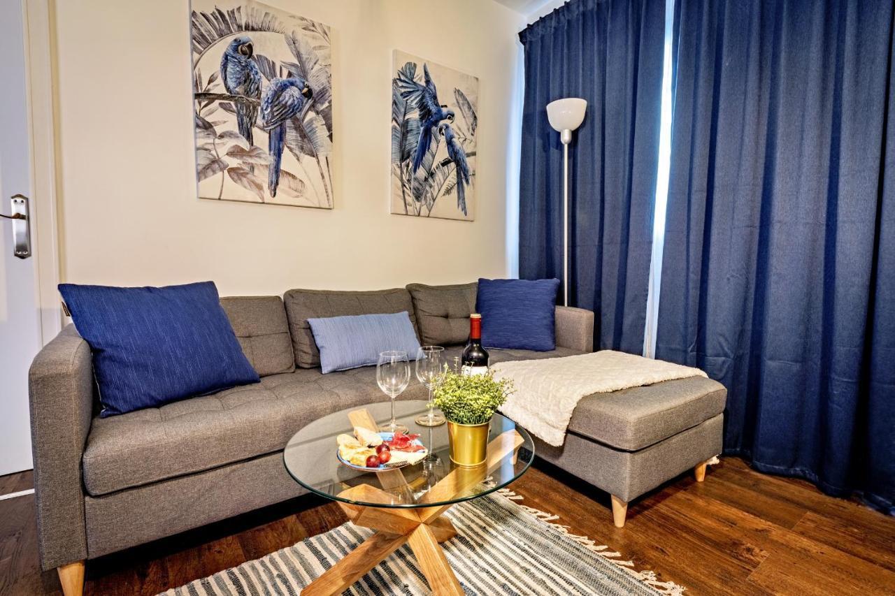 Apartment Sun Premium Poolblick By Nicolet *