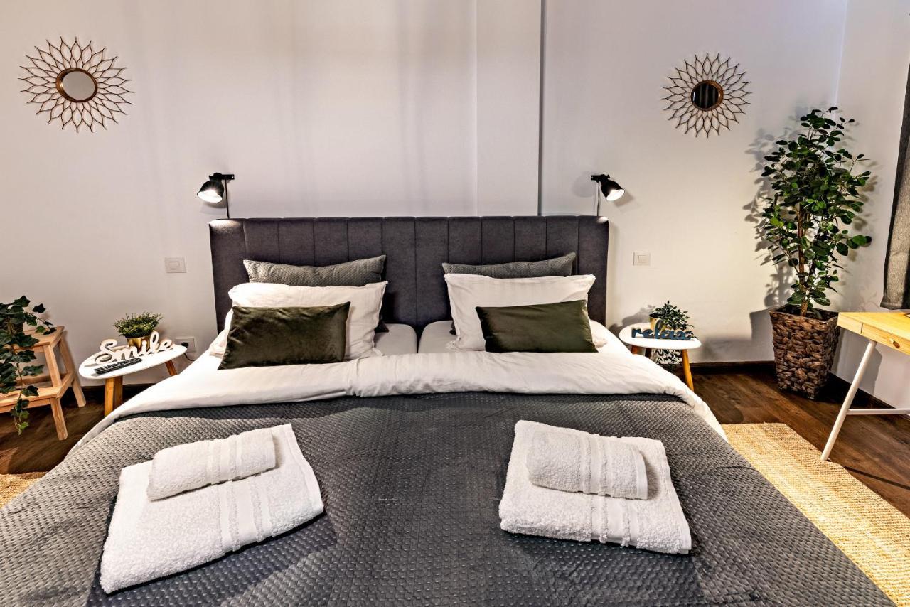 Apartment Sun Premium Poolblick By Nicolet *